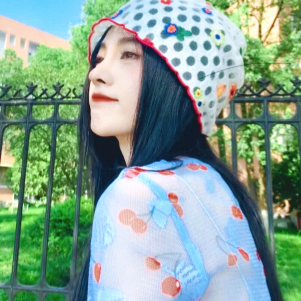 鞠婧祎
“愿我如星君如月，夜夜流光相皎洁。”
二传注明沈智秀