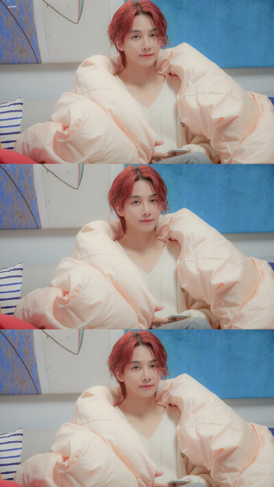 尹净汉（JEONGHAN）
✍︎ CR. 见水印 ✍︎
❣️ⓈⒺⓋⒺⓃⓉⒺⒺⓃ❣️