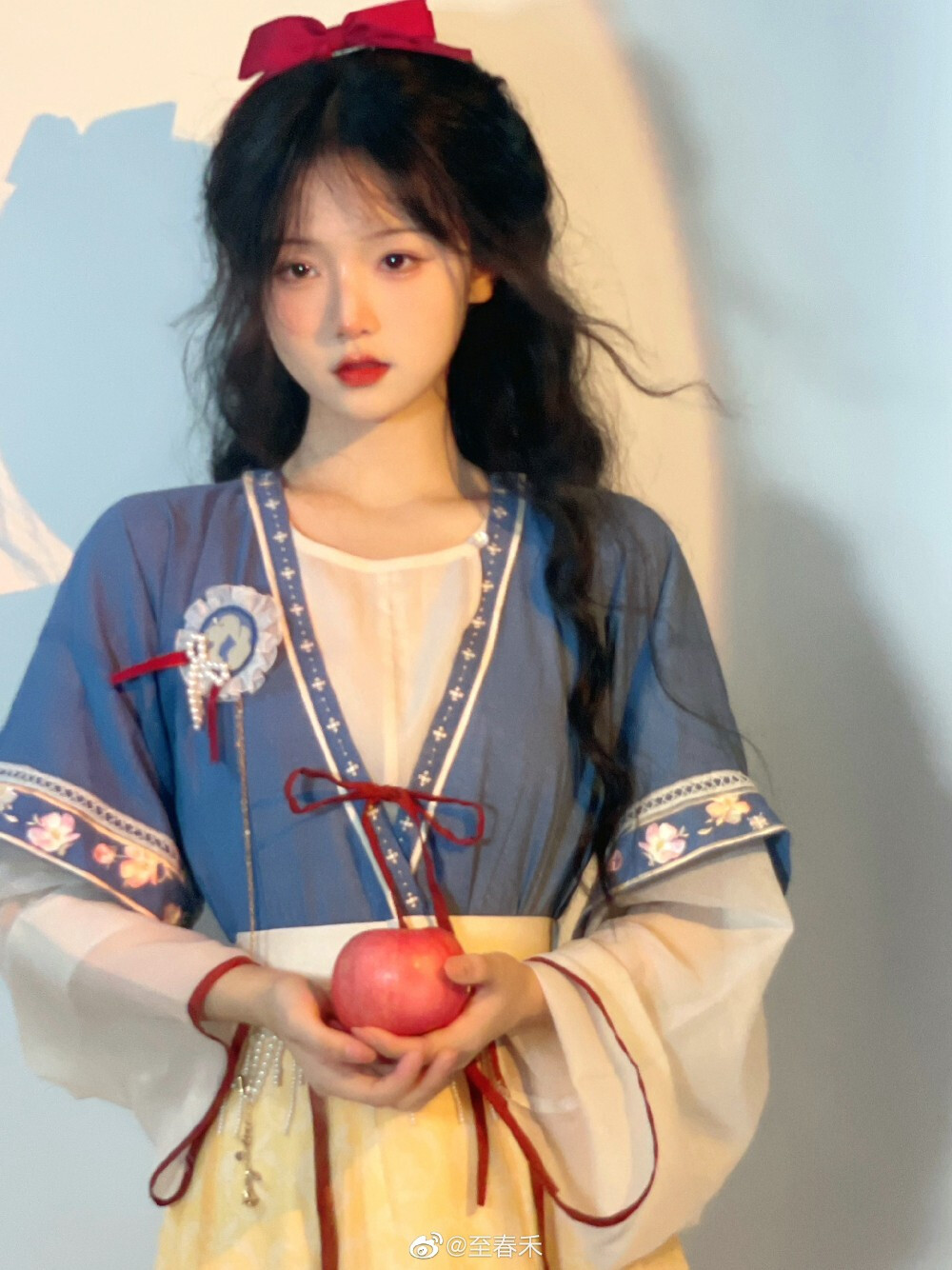 这是麻呀 激光狗狗眼 ​
cr@至春禾