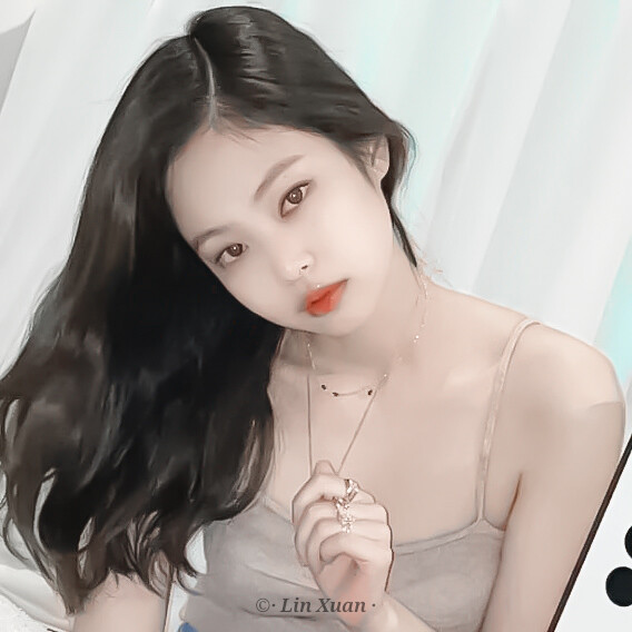 ·金珍妮Jennie
