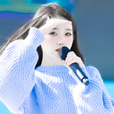 李知恩
©moonlight_iu