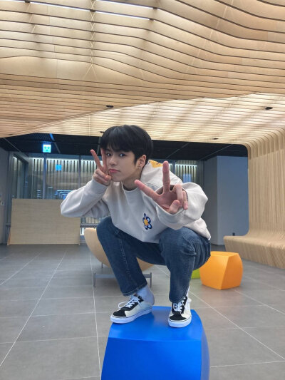  TREASURE 尹材赫大帅哥
大狗勾