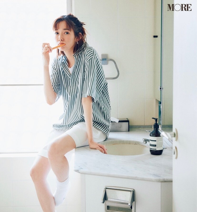 #井桁弘惠# 4P，#土屋巴瑞季# 、#佐藤栞里# 各3P
『MORE』magazine June web 2021
#跟着日杂学穿搭##日系时尚杂志分享# ​​​