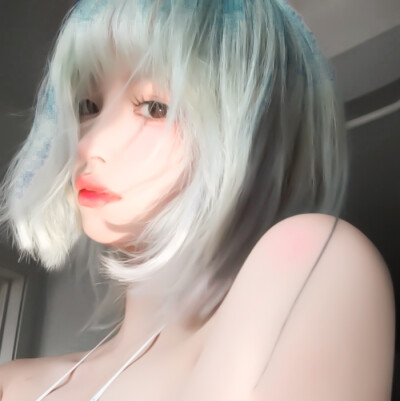 ᴱˢᶜᵃᵖᵉ ᶠʳᵒᵐ ˡᵒᵛᵉ