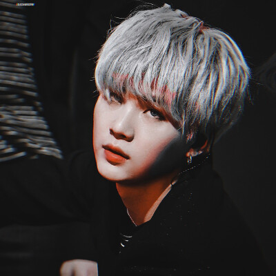 
†I'm Houdini in chains.
▪Cassie _YoonGi
@SUGAMEOW 