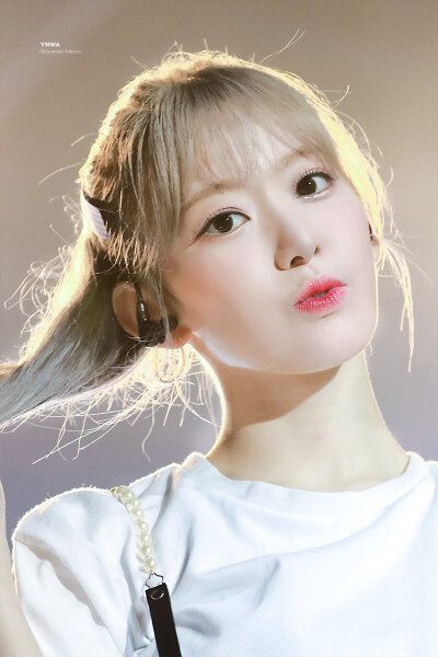 宫脇咲良
注明39ynwa，不标别改