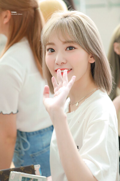 宫脇咲良
注明39ynwa，不标别改