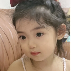 可爱女孩：olivia 米米