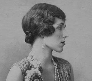 英国作家乔洁·黑尔 （Georgette Heyer）（1902年-1974年）