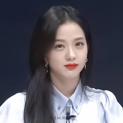 ·金智秀Jisoo
原夏风。