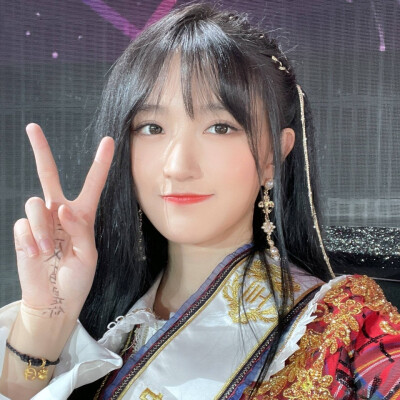 SNH-费沁源