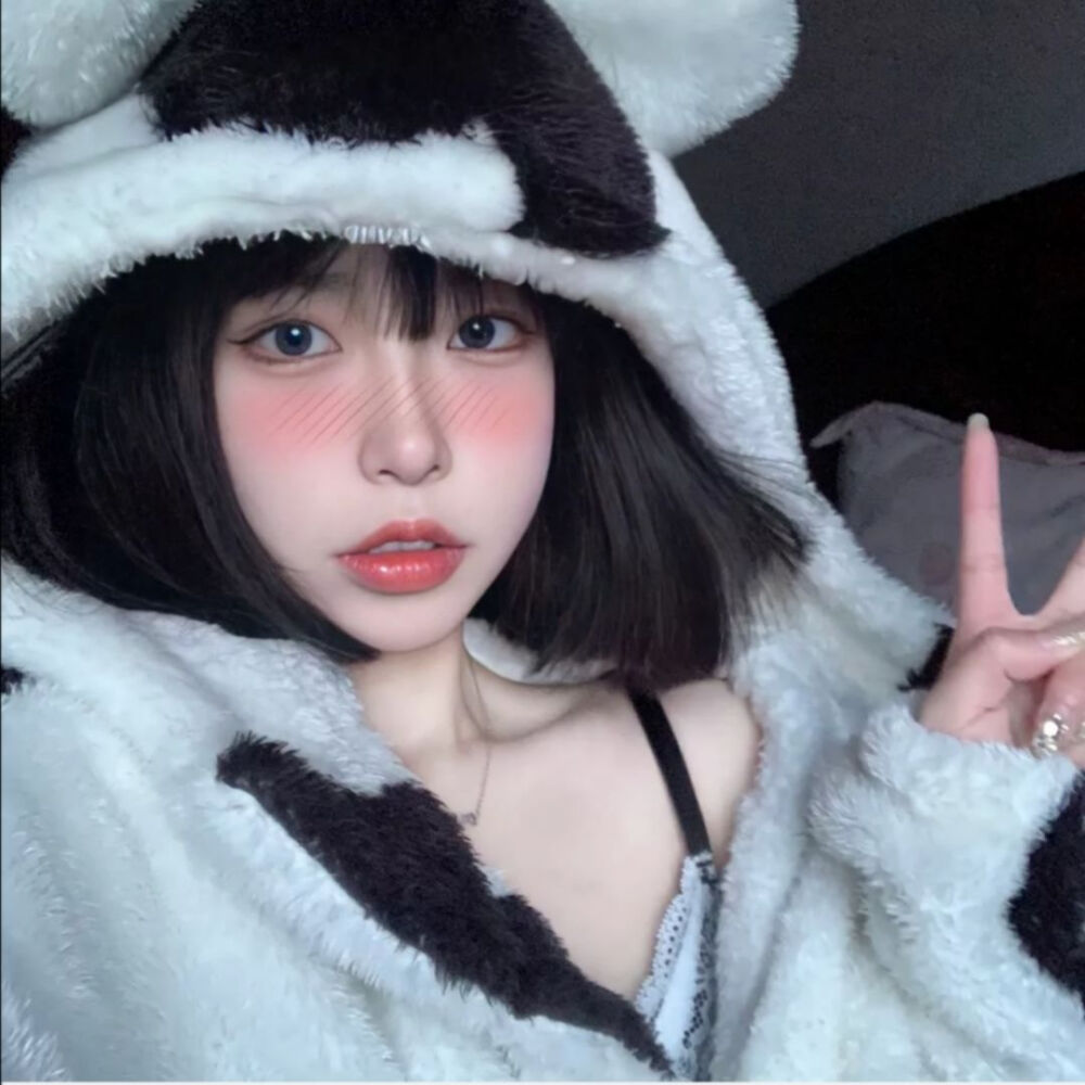 “你也是孤独的旅人吗”
小众女头
图源杨七
‖侵删
