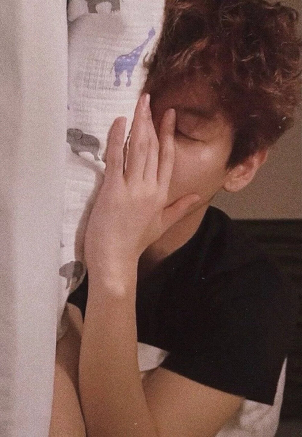 边伯贤