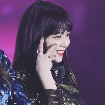 Jisoo金智秀
标Blackline_kr