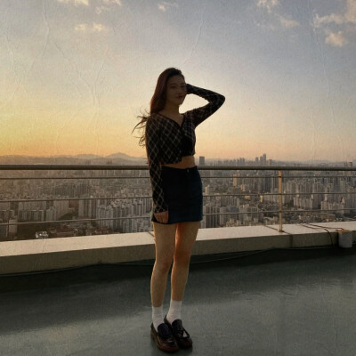 
/Sunset * 什么时候陪我在首尔看一次日落
