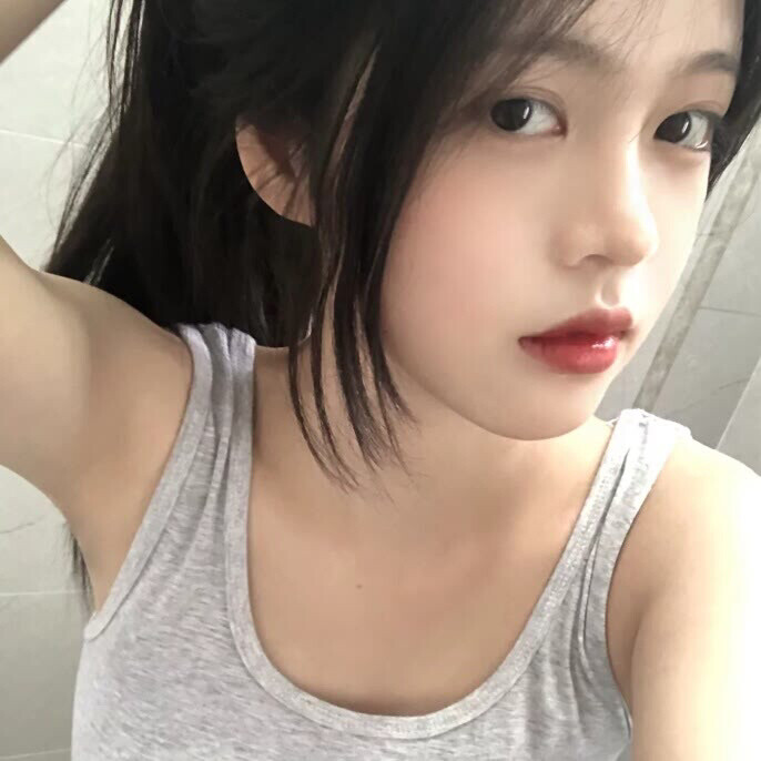 头像／如果跟喜欢的人旅游 目的地也可以是楼下小卖部