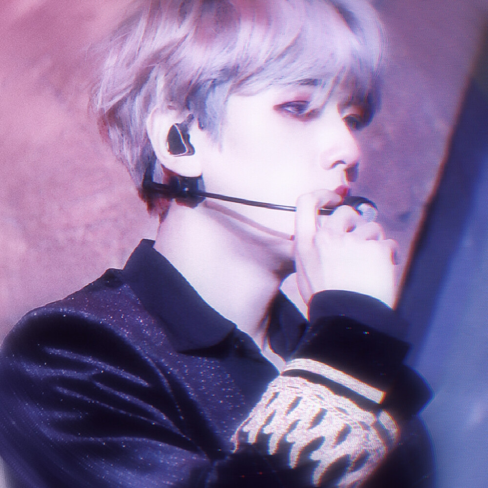 此生固短，无你何欢。
边伯贤BAEKHYUN
cr.overflow0506