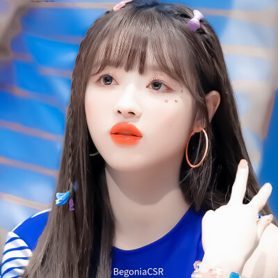 ：yooa
“鸽子的长途飞行,是为了去见远方的爱人吧”
原©®Lauren_siah
二传标明池肆染