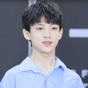 【TF家族三代陈天润】
陈天润头像.
[抱图点赞&收藏专辑 二改二传注明]
[重庆夏日©自截自调 请尊重劳动成果]