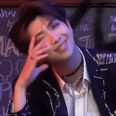 ᵀʰᵉʸ ˢᵃʸ ⁿᵉʷᶜᵒᵐᵉʳˢ ʰᵃᵛᵉ ᵃ ᶜᵉʳᵗᵃⁱⁿ ˢᵐᵉˡˡ.
◔金南俊 二传注明花骑遗珠