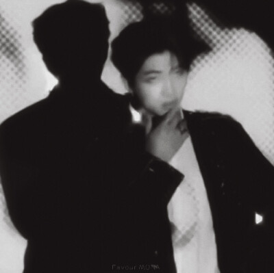 ᵀʰᵉʸ ˢᵃʸ ⁿᵉʷᶜᵒᵐᵉʳˢ ʰᵃᵛᵉ ᵃ ᶜᵉʳᵗᵃⁱⁿ ˢᵐᵉˡˡ.
◔金南俊 二传注明花骑遗珠