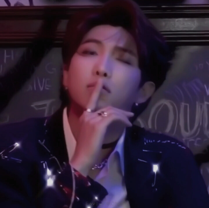 ᵀʰᵉʸ ˢᵃʸ ⁿᵉʷᶜᵒᵐᵉʳˢ ʰᵃᵛᵉ ᵃ ᶜᵉʳᵗᵃⁱⁿ ˢᵐᵉˡˡ.
◔金南俊 二传注明花骑遗珠