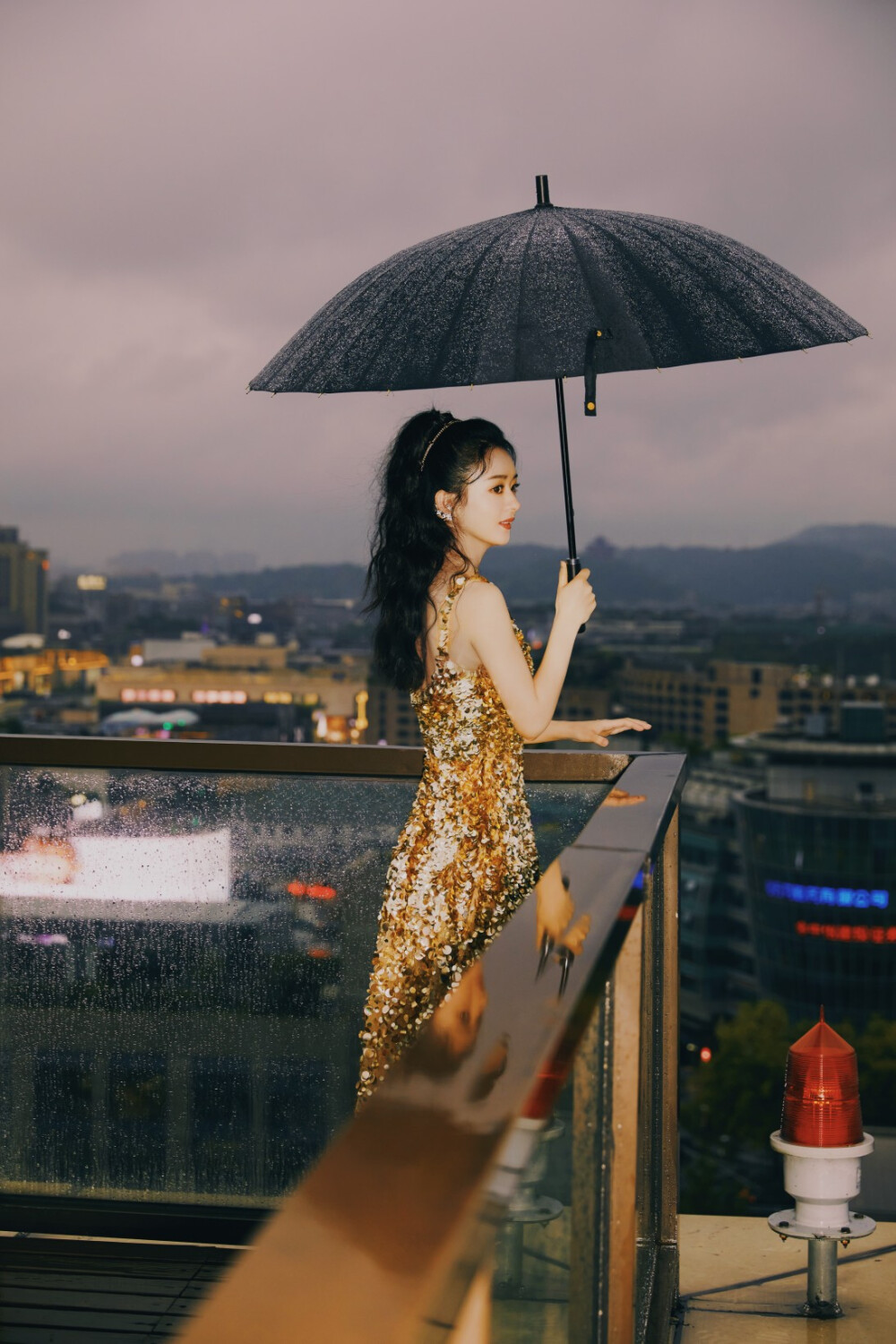 赵丽颖
普罗旺斯欧舒丹