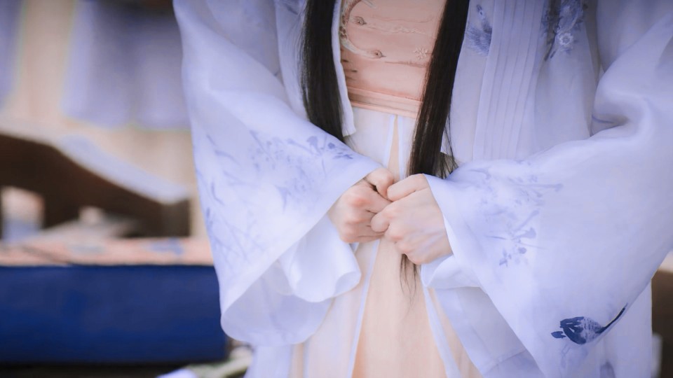 橙光素材︱古风
使用︱二传 备注云中有居
拿图点赞或评论