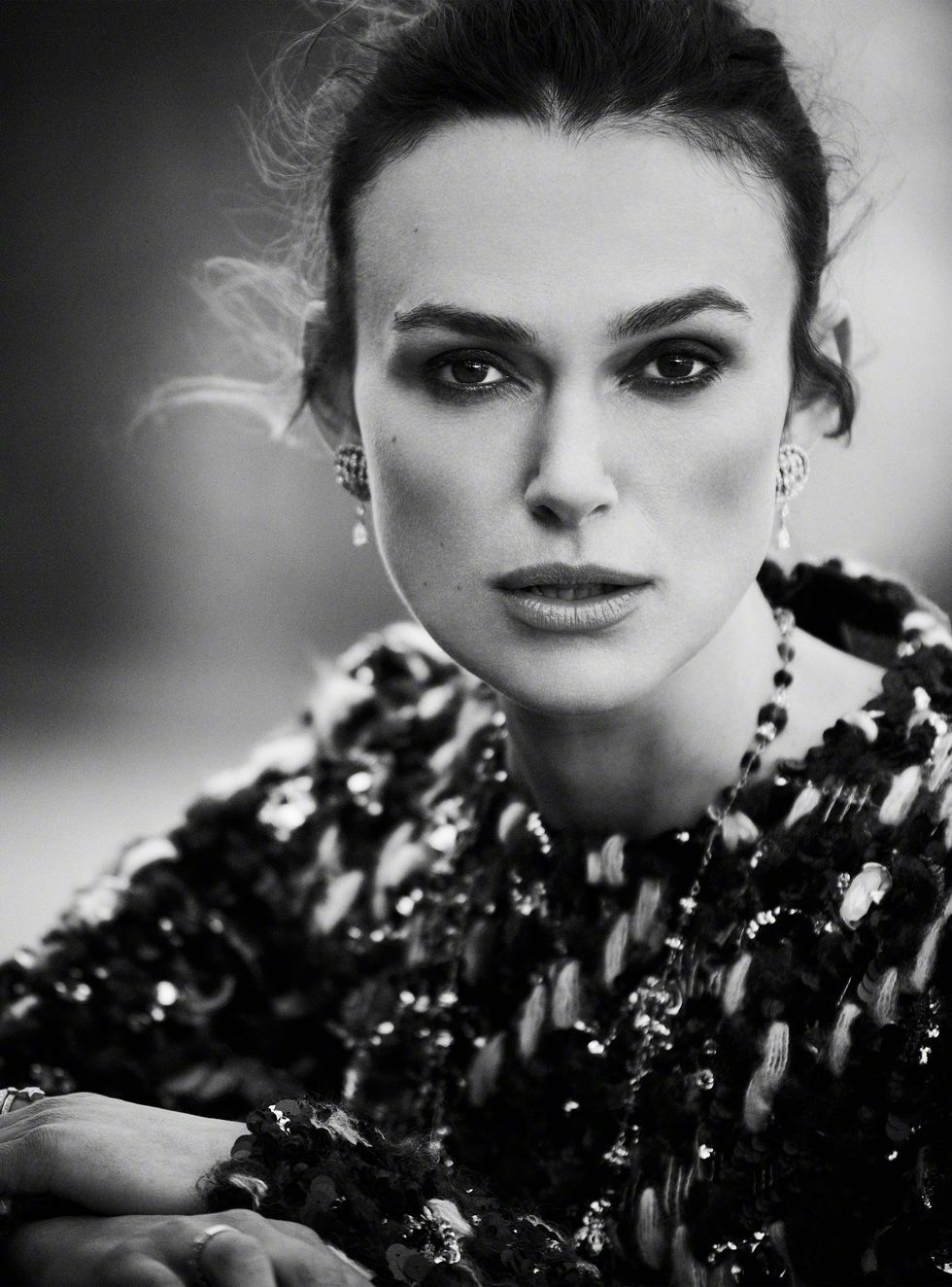 Keira Knightley｜UK Harper’s Bazaar July 2021 英国芭莎七月刊
摄影: Boo George
[weibo@小象王国]