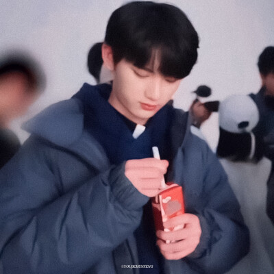 ► 丁程鑫
©江时树