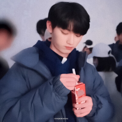 ► 丁程鑫
©江时树