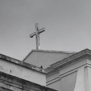 ：光的密度用于留白皮囊，留白追光着的乌托邦。