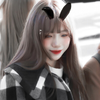 “我知我喜乐 纵情跋涉。”
/感谢宝宝们的建议!哈哈哈因为脸部有色差我太懒了就用曝光遮住啦!!很抱歉曝光太强了!!对不起！下次不会啦呜呜呜