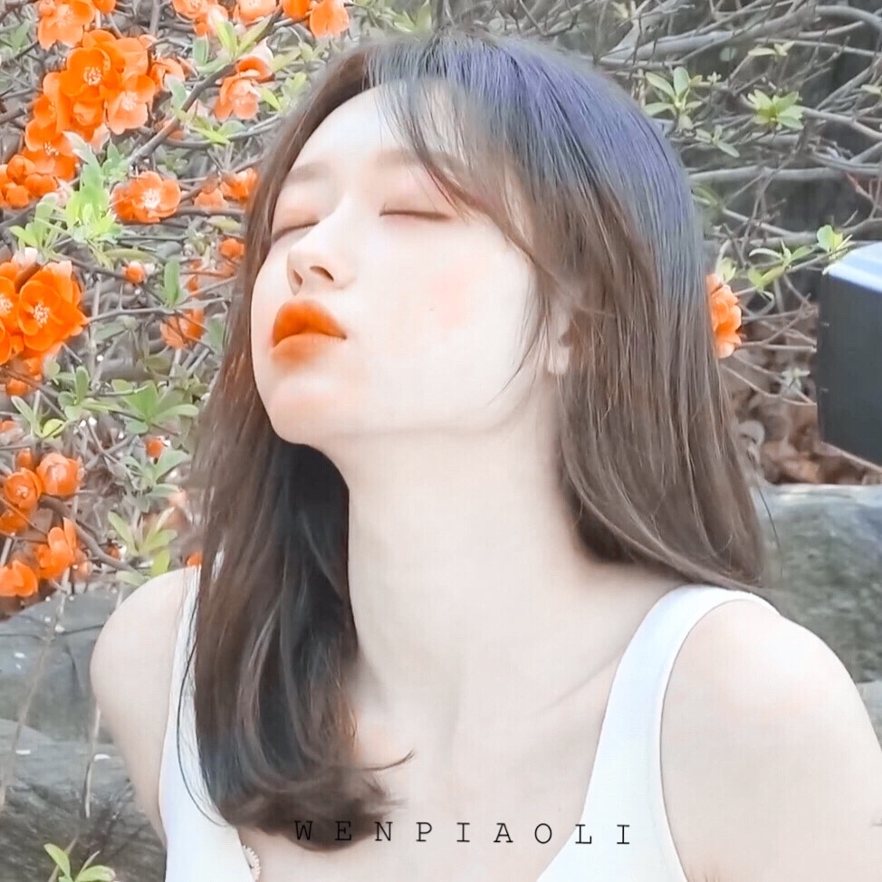 yooa //泡芙
原截赴暒