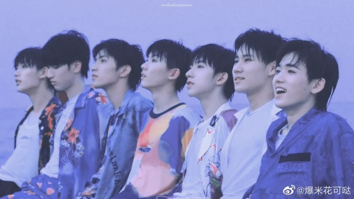 时代少年团yyds
每次拿团体照当背景都会少人
真的很苦恼啊╮(￣⊿￣)╭