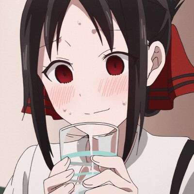 《辉夜大小姐想让我告白》
/辉夜