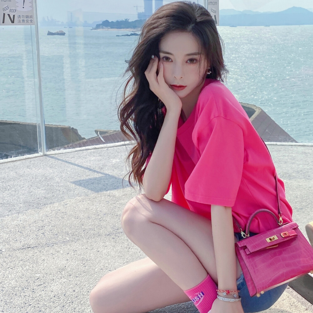 女生头像
dt三色堇儿