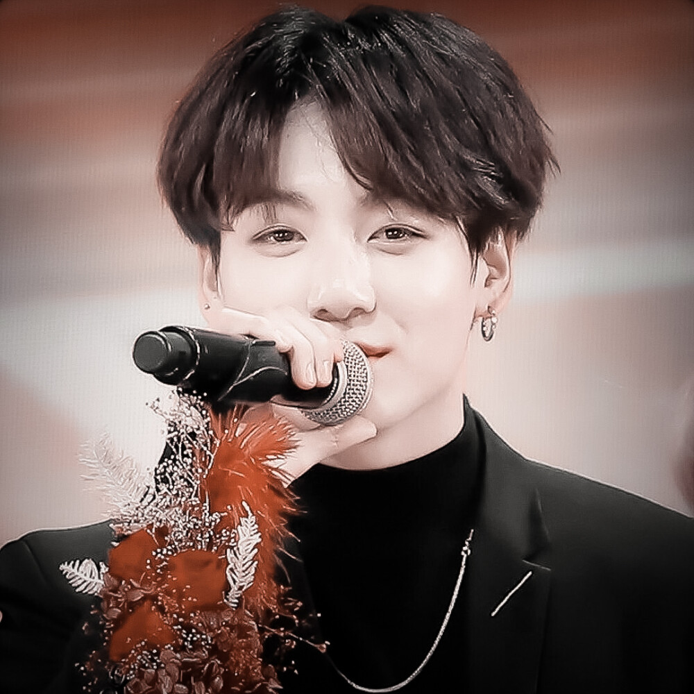 
爱是神赐予人类的礼物
DEAR SUNNY
堆糖©輪迥之境