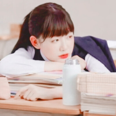 周斯越×丁羡
“为爱考清华，想想都伟大”
二传注明沈智秀