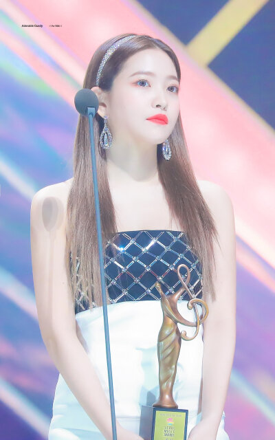 yeri
cr.adorablecandy81