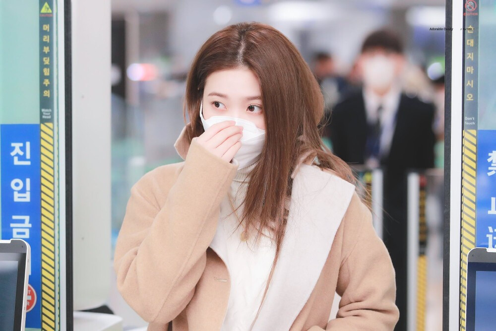 yeri
cr.adorablecandy81