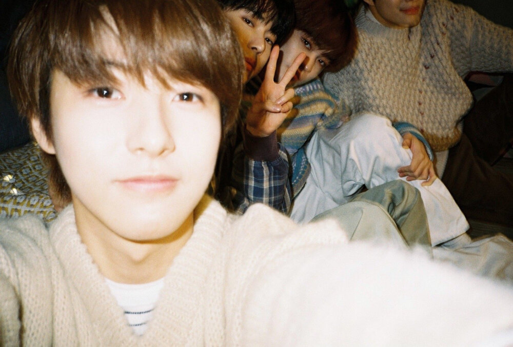 Doyoung JUNGWOO RENJUN CHENLE