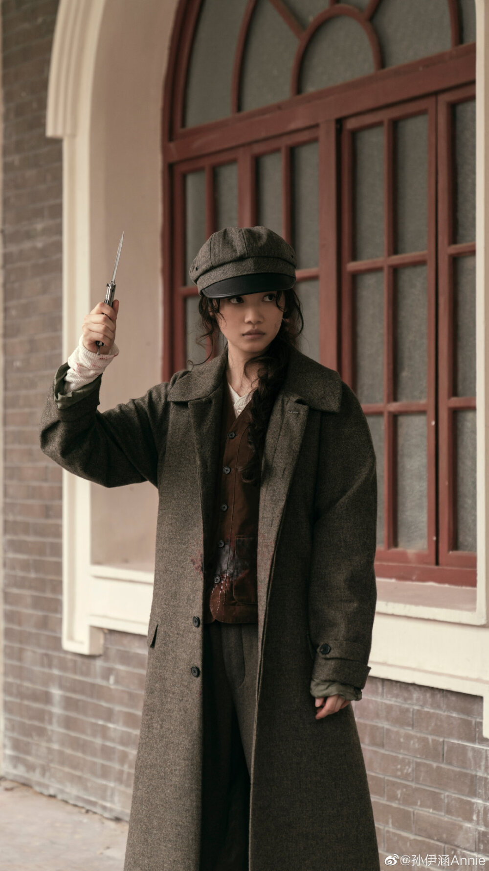 双镜壁纸孙伊涵严微