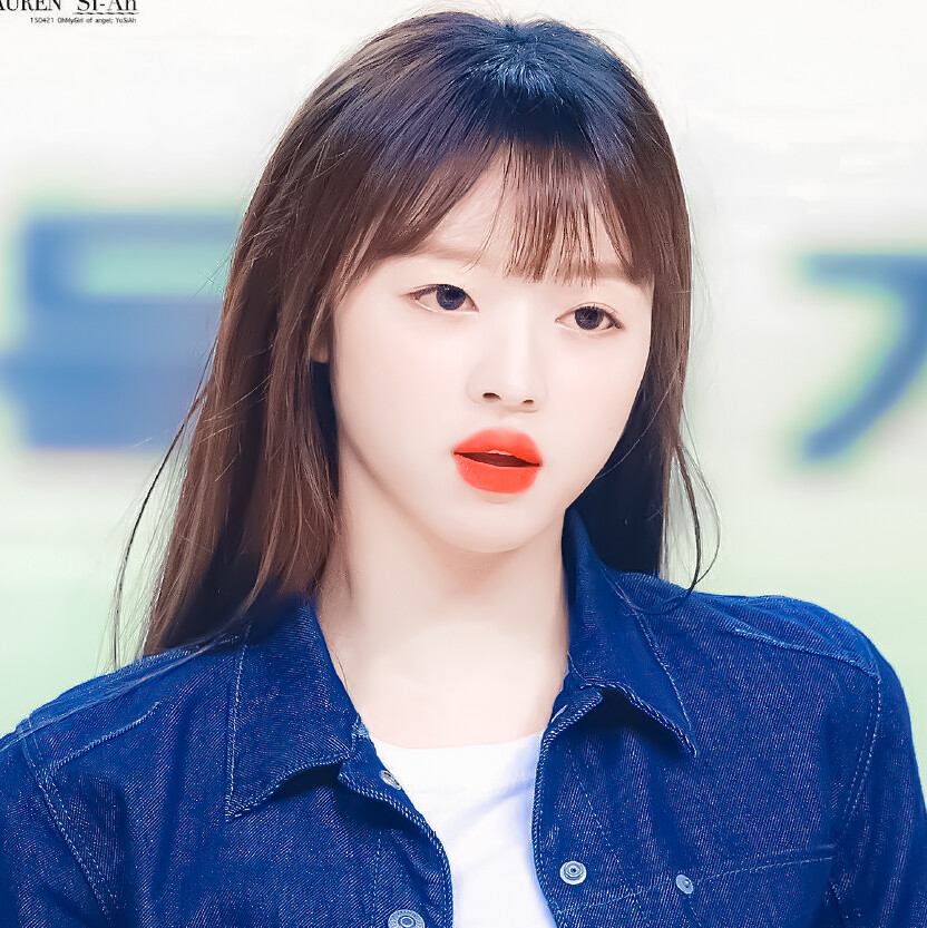 ：yooa
“最后你会发现和开心一样难的是早点睡。”
原©®Lauren_siah
二传标明池肆染