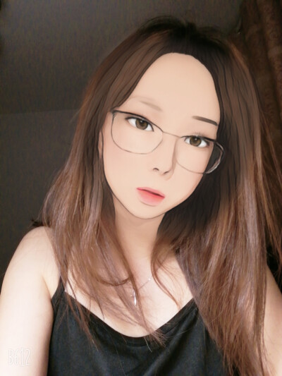 春如旧，人空瘦。泪痕红浥鲛绡透；桃花落，闲池阁，山盟虽在，锦书难托，莫，莫，莫……