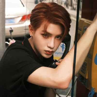 黄明昊，不注，9张。