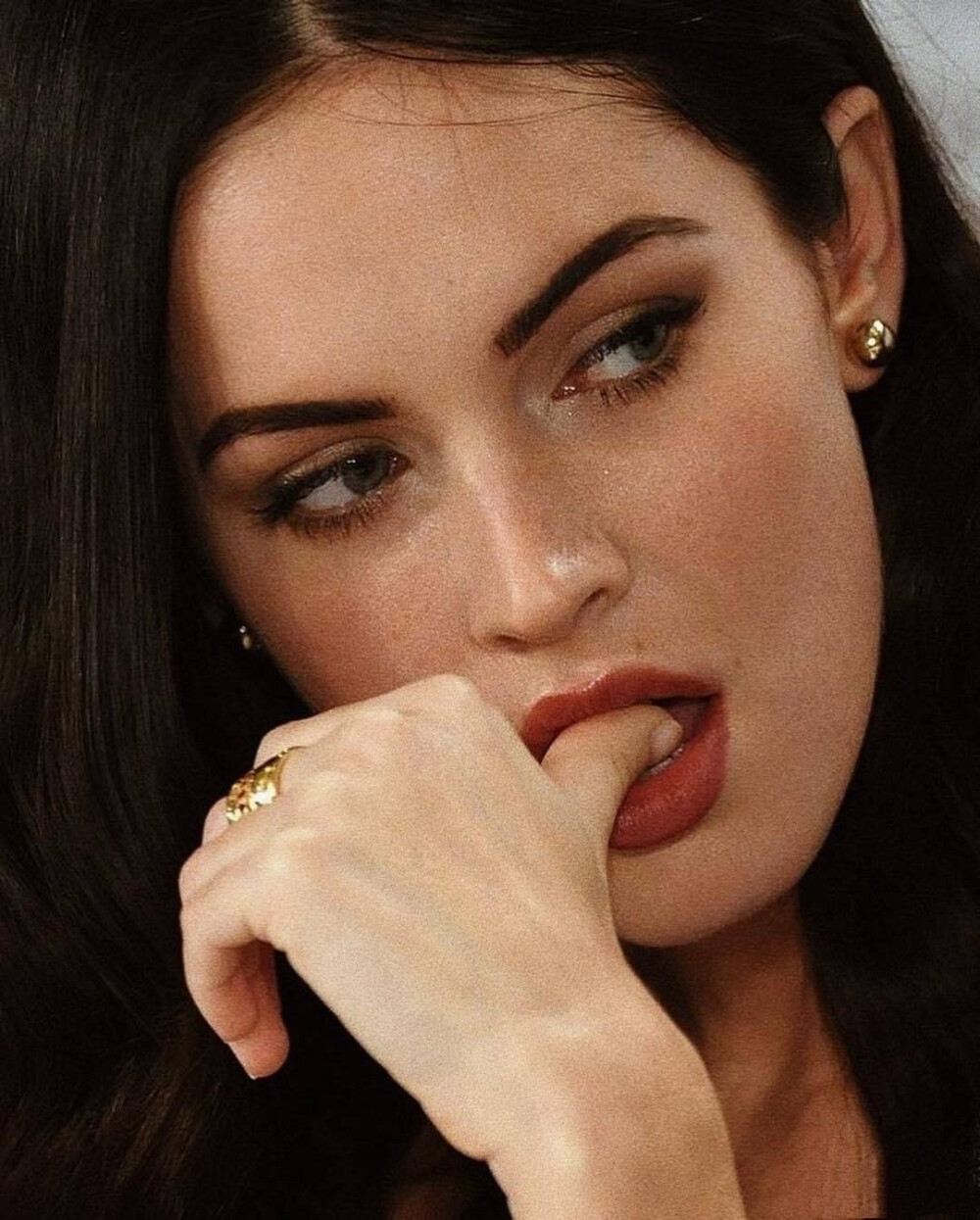  Megan Fox ​ ​​​
美女 女模