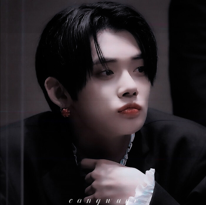 //崔然竣
-伏特加还是威士忌，我的小玫瑰*