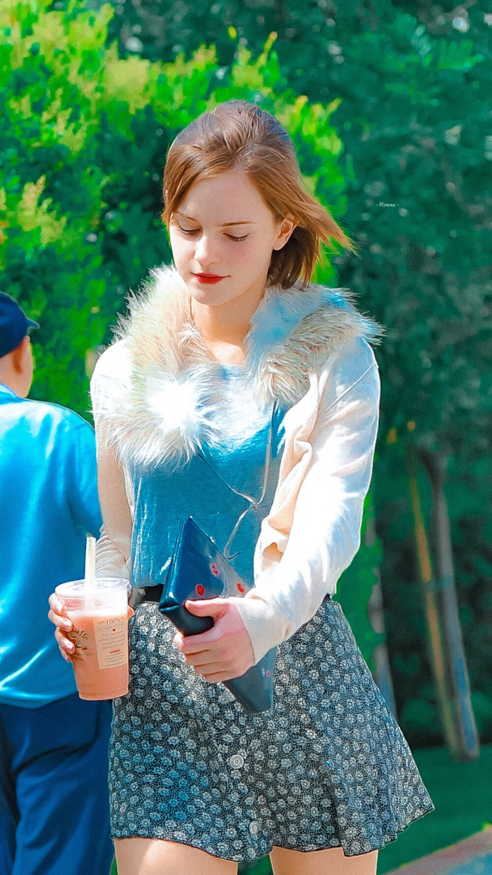 高糊出神仙_夏日汽水.
艾玛沃特森 Emma Watson
wb@·Ronna·
