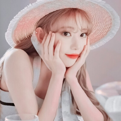 
✝︎♞ ᶜʰᵉʳʳʸ ᵇˡᵒˢˢᵒᵐˢ ᵃʳᵉ ᵇˡᵒᵒᵐⁱⁿᵍ